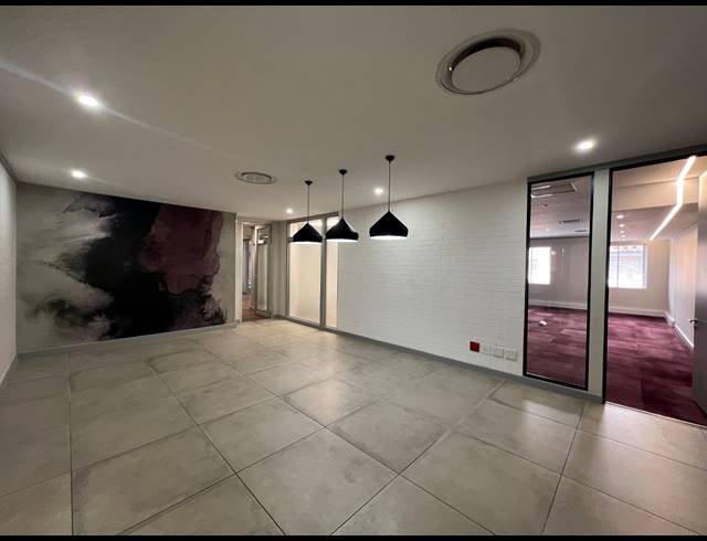683M² OFFICE TO LET IN ILLOVO